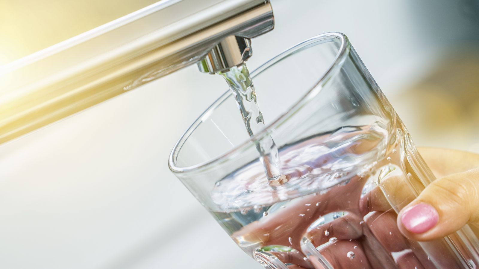 Lee más sobre el artículo Prohibido beber agua del grifo